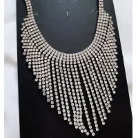 گردنبند زنجیری آویزدار فول نگینی نقره ای رویایی