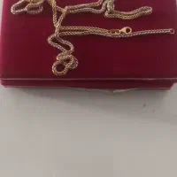 گوشواره و زنجیر