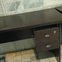 مبلمان اداری و دو عدد میز اداری