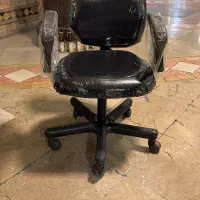 صندلی چرخدار اداری