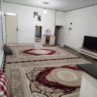 ویلایی گلدشت شرقی طبقه دوم 100 متری  محدود میخک