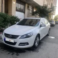 جک j5 مدل ۹۴ کم کارکرد بی حرف