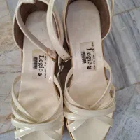 کفش نامزدی|کیف، کفش، کمربند|بروجرد, |دیوار