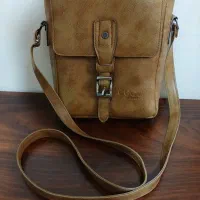 تعدادی کیف و کمربند|کیف، کفش، کمربند|کرمانشاه, |دیوار