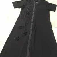 مانتو در حد نو|لباس|قدس, شهر‌قدس|دیوار