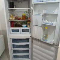 یخچال فریزر دو در بزرگ و جادار
