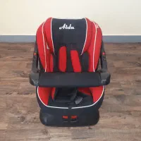 صندلی (کودک) ماشین دلیجان