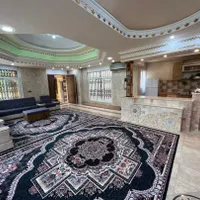 اجاره ویلا در باغ بادران باغ بهادران باغبهادران|اجارهٔ کوتاه‌مدت ویلا و باغ|اصفهان, باغ دریاچه|دیوار