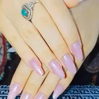 کاشت ناخون با بهترین متریال روز هزینه350