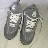 کفش لویوی تن توسی سایز 42 فروش فوری