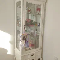 ویترین خیلی تمیز بدون خط و خش|بوفه، ویترین، کنسول|بابل, |دیوار