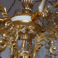 لوستر ۴شاخه کریستالی رنگ طلایی|لوستر و چراغ آویز|رشت, کوی مهر|دیوار