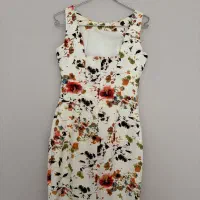 پیراهن مجلسی|لباس|تهران, فلسطین (میدان انقلاب)|دیوار