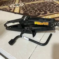 جک و آچار چرخ پژو