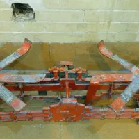 ترازوی سی کیلویی|کلکسیون اشیاء عتیقه|شهرکرد, |دیوار