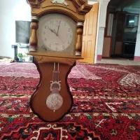 ساعت دیواری طرح چوب