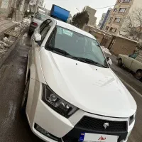 خودرو دنا پلاس دستی مدل 1402