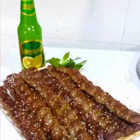 خانم جهت نظافت و شستشو