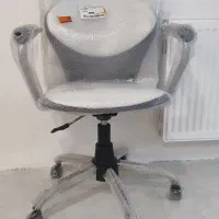 صندلی چرخدار آکبند
