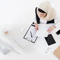 منشی مطب زیبایی