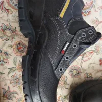 کفش ایمنی|کیف، کفش، کمربند|فولادشهر, مسکن مهر فولادشهر|دیوار