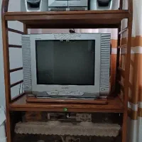 تلویزیون، میز تلویزیون