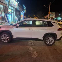 کرولا کراس هیبرید