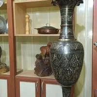 گلدان برنزی
