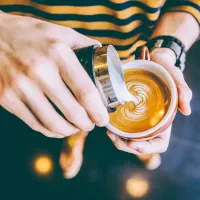 باریستا خانوم یااقا