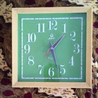 ساعت دیواری