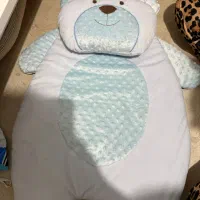 تشک و بالشت نوزاد