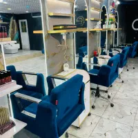 اجاره آرایشگاه زنانه با کلیه امکانات|اجارهٔ مغازه و غرفه|جهرم, |دیوار