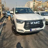 خودرو بدون هیچ توضیح با بوکسلبند و رولرلید