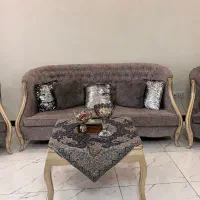 مبلمان هفت نفره و میز نهارخوری