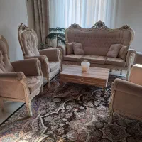 مبل ۹ نفره کلاسیک|مبلمان خانگی و میز عسلی|شاهینشهر, مسکن مهر|دیوار