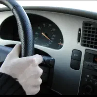 آموزش رانندگی بانو