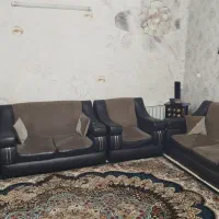 سلام به دوستان یه دست مبل ۷ نفر به فروش می‌رسد|مبلمان خانگی و میز عسلی|مهاجران, |دیوار