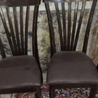 دوتا صندلی چوبی فروشی