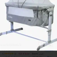 تخت کنار مادر وصندلی ماشین