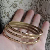 النگو طلاروس