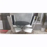میرناهارخوری بهمراه ۴صندلی