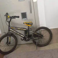 دوچرخه در حد نو تو‌عکس مشخصه