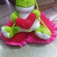 عروسک|اسباب‌‌بازی|بوئین زهرا, |دیوار