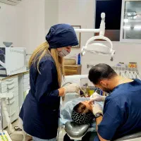 ایمپلنت فقط و فقط ۹۹۰۰