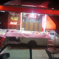 کارگر فست فود پیکان وانت