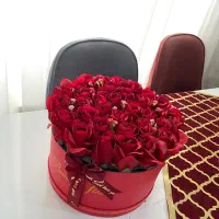 باکس گل هدیه رز قرمز