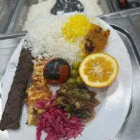 کارگر روز مزد و کارگر ساده و آشپز و کمک اشپز