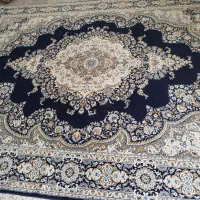 یه عدد فرش ۱۲متری