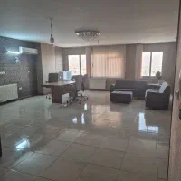 منشی خانم وارد به امور مالی با حقوق خوب