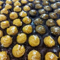 حلوا و کاچی|خوردنی و آشامیدنی|سرخنکلاته, |دیوار